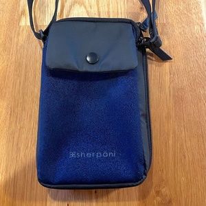 Sherpani Cruz Travel Crossbody Bag